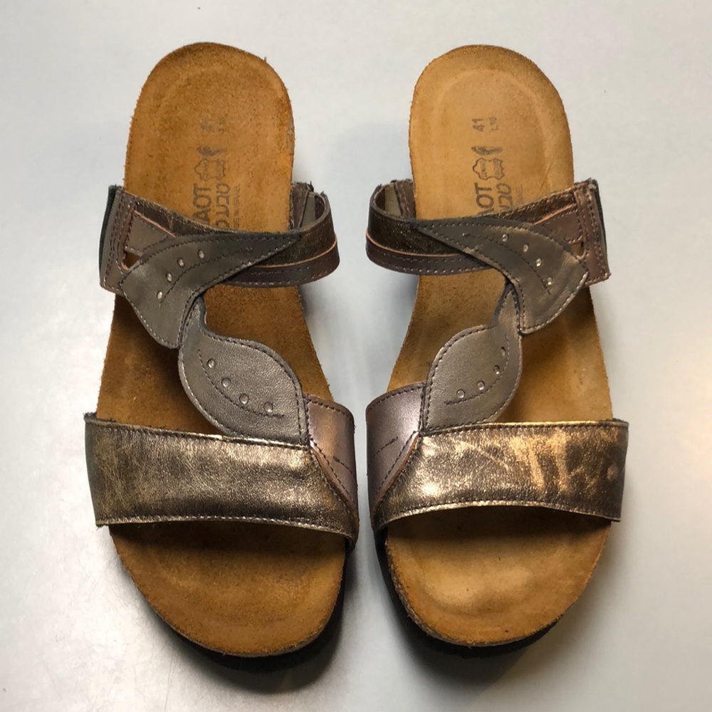 Naot ladies 10/41 pewter